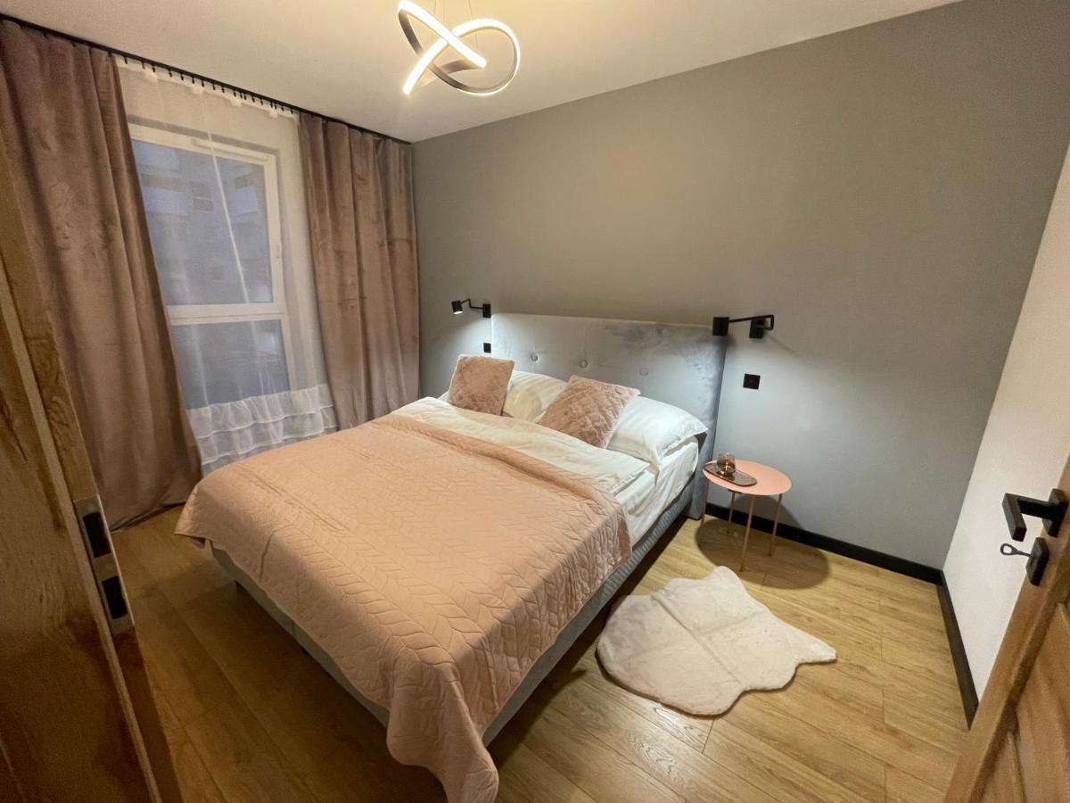 Kobiela Debowe Tarasy Katowice